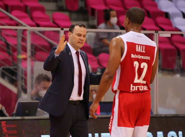 骆建佑用短 骆建佑用短